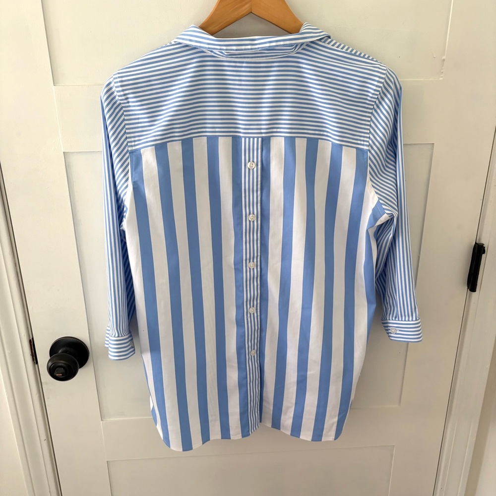 Chico’s No-Iron Chic Stretch Striped Blouse. Size 8/ Chico’s 1. - Picture 4 of 10